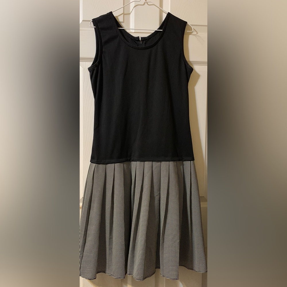 Rothschild Black/White Dress